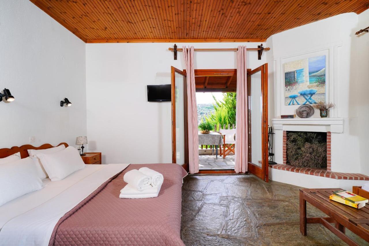 Giola Bungalows Sirines 阿斯特里斯 外观 照片