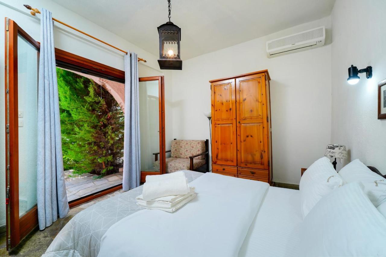 Giola Bungalows Sirines 阿斯特里斯 外观 照片
