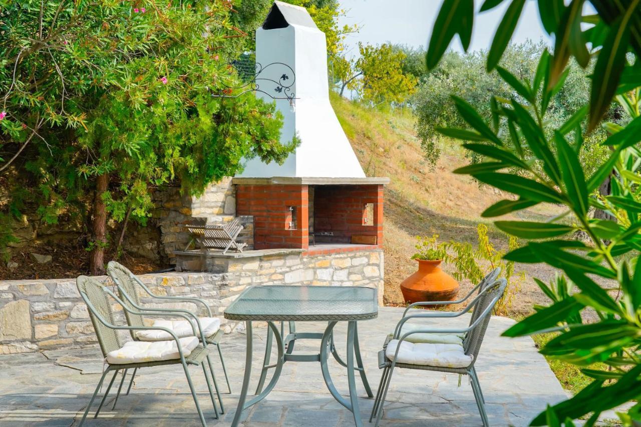 Giola Bungalows Sirines 阿斯特里斯 外观 照片